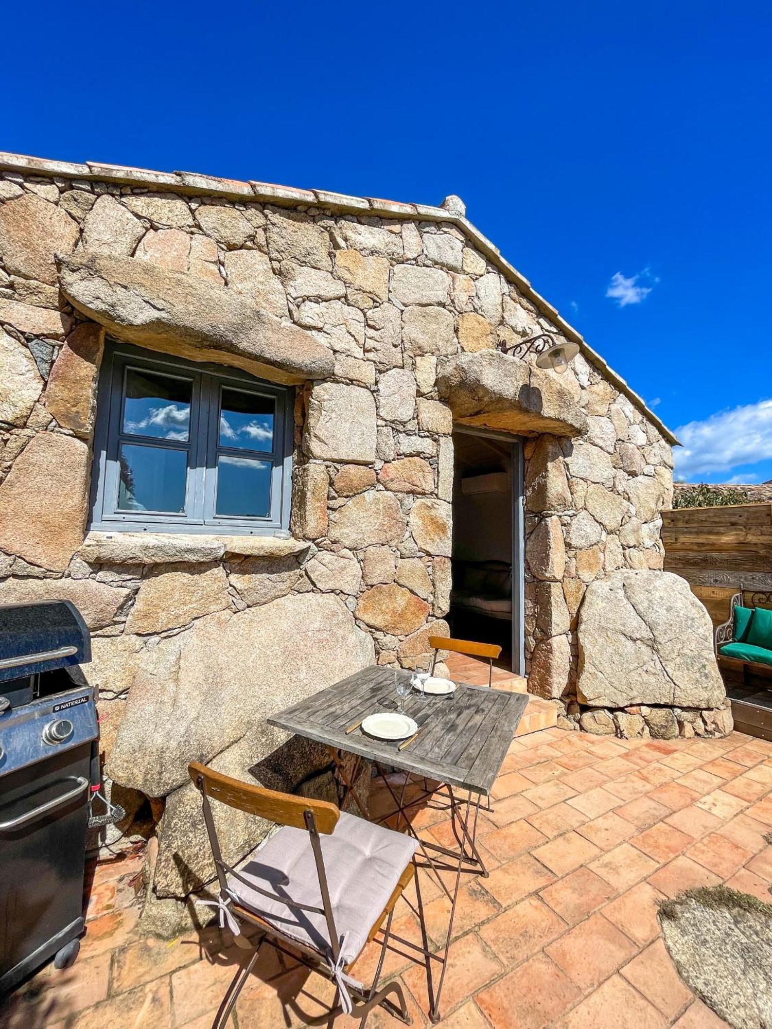 Tres Belle Bergerie Avec Piscine Chauffee A 1 Km De Santa Giulia Villa Порто-Векио Екстериор снимка