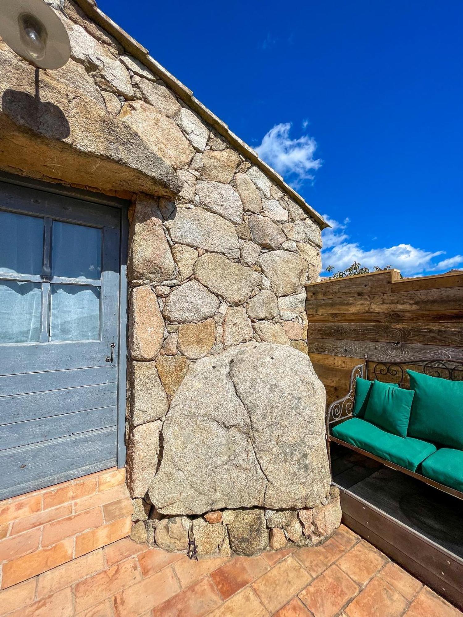 Tres Belle Bergerie Avec Piscine Chauffee A 1 Km De Santa Giulia Villa Порто-Векио Екстериор снимка
